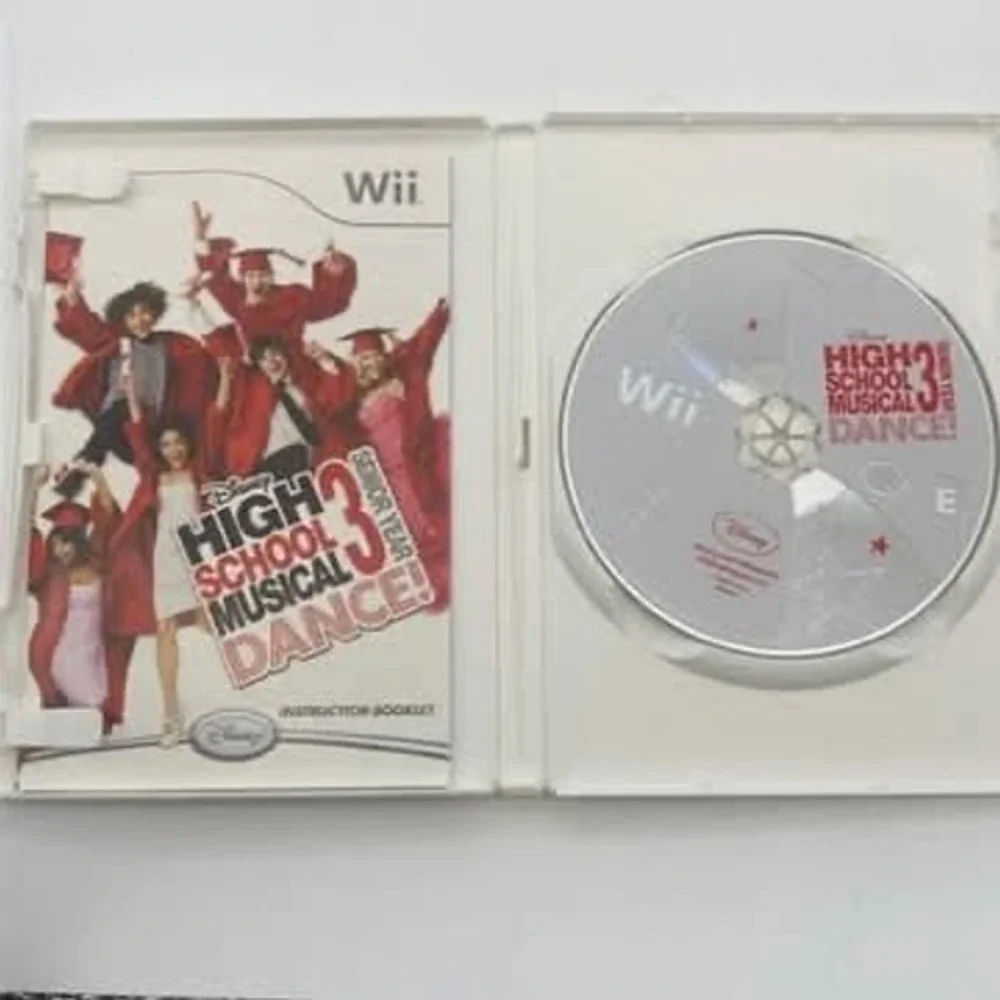 Disney Wii Bundle High School‎ Musical 3 Dance and Sing It Party Hits Games